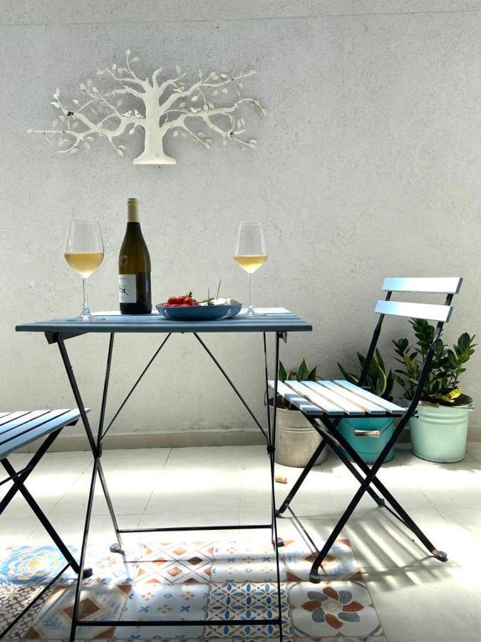 Apartment אירוח השקד - 10דק' משדה התעופה